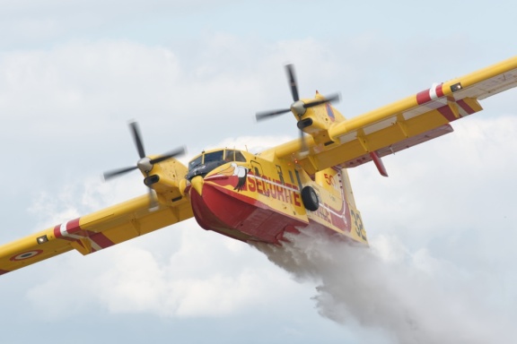 Canadair CL-415 "Pélican 32" de la sécurité civile 